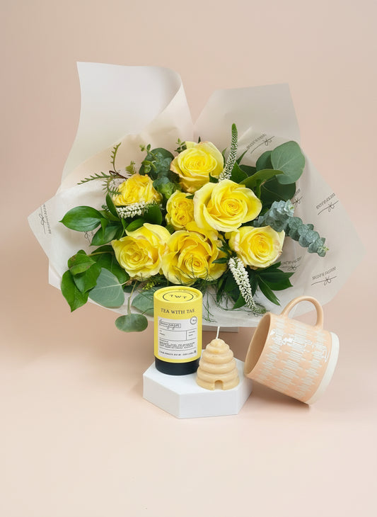 Bumble Bee rose bouquet