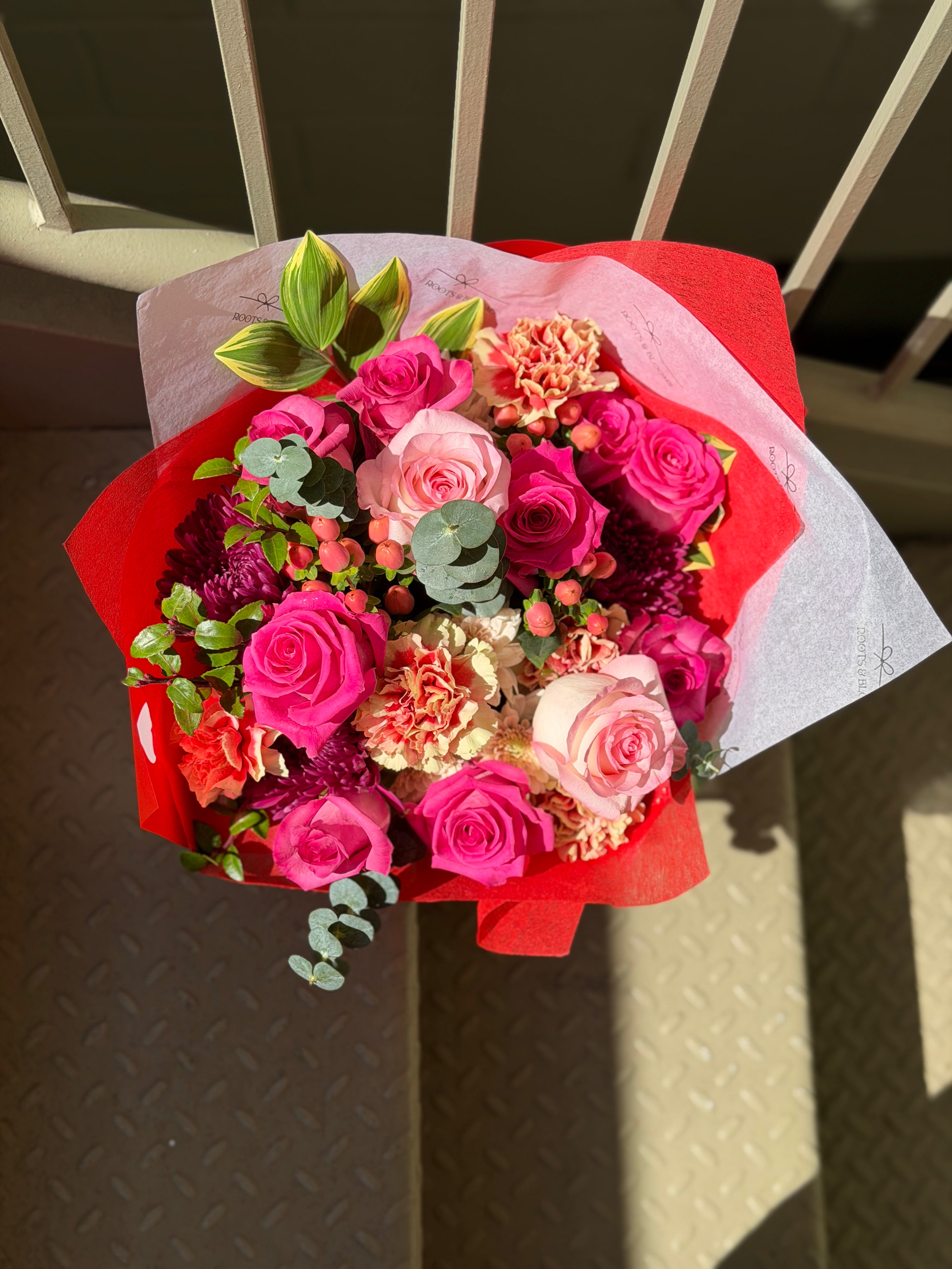 Bloom berry bouquet - WEEKLY SPECIAL