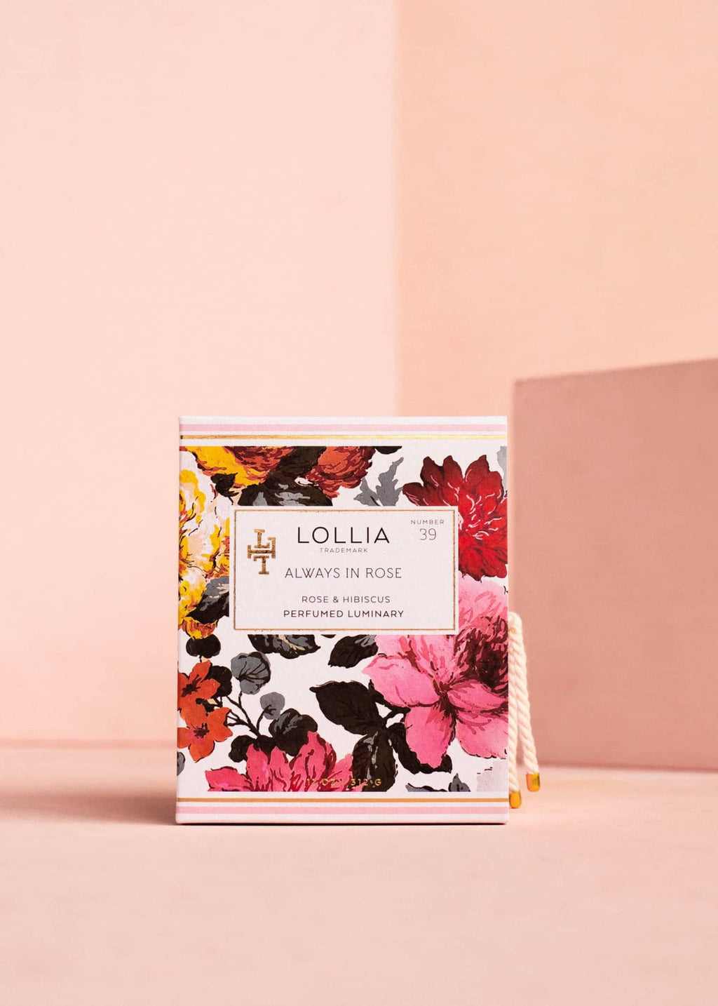 Lollia Floral scented delux candle