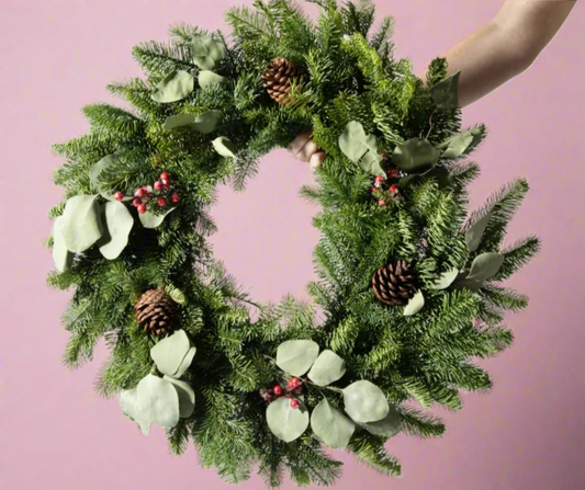 Classic Winter green wreath