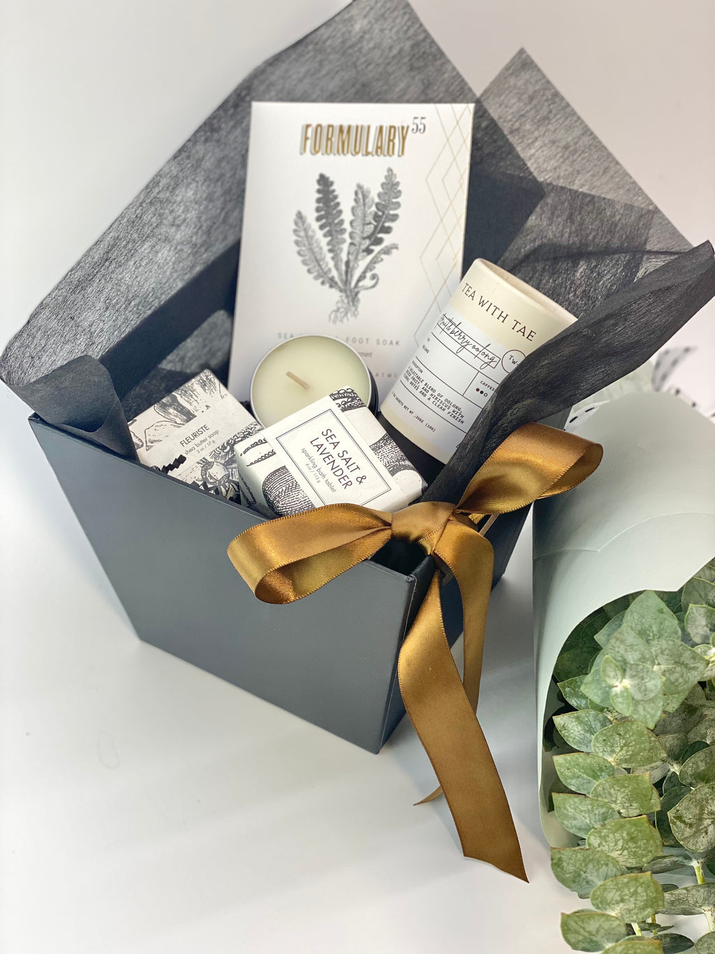 The Luna - Fresh Eucalyptus bouquet gift